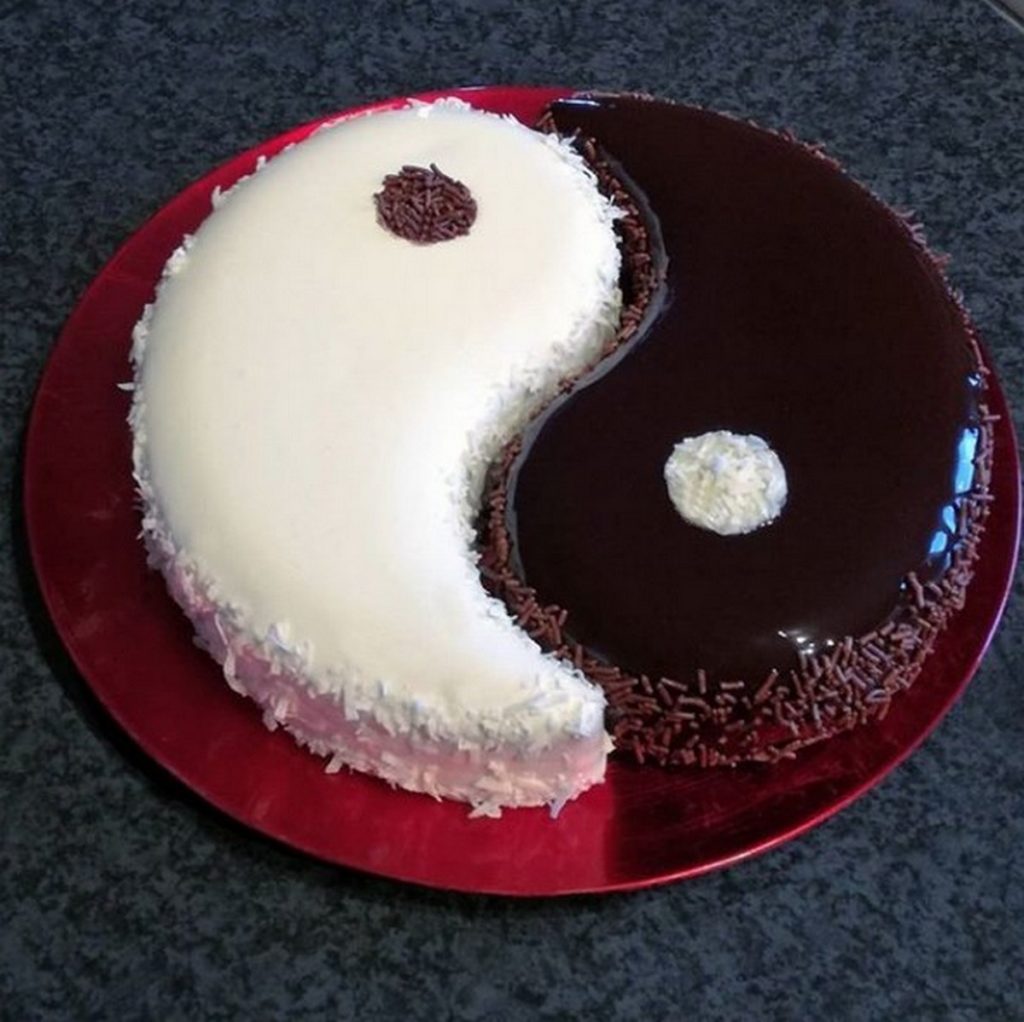 Entremet ying yang aux deux chocolats Jardingourmandisa